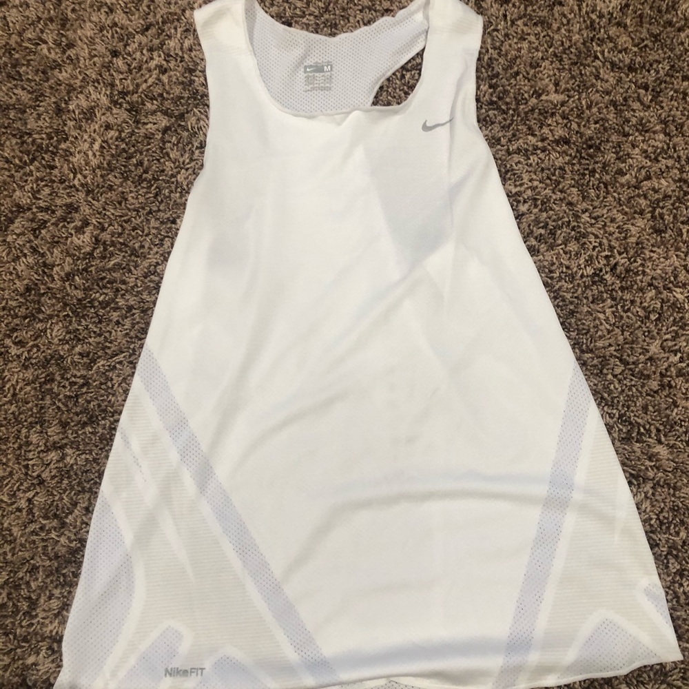 Nike tank